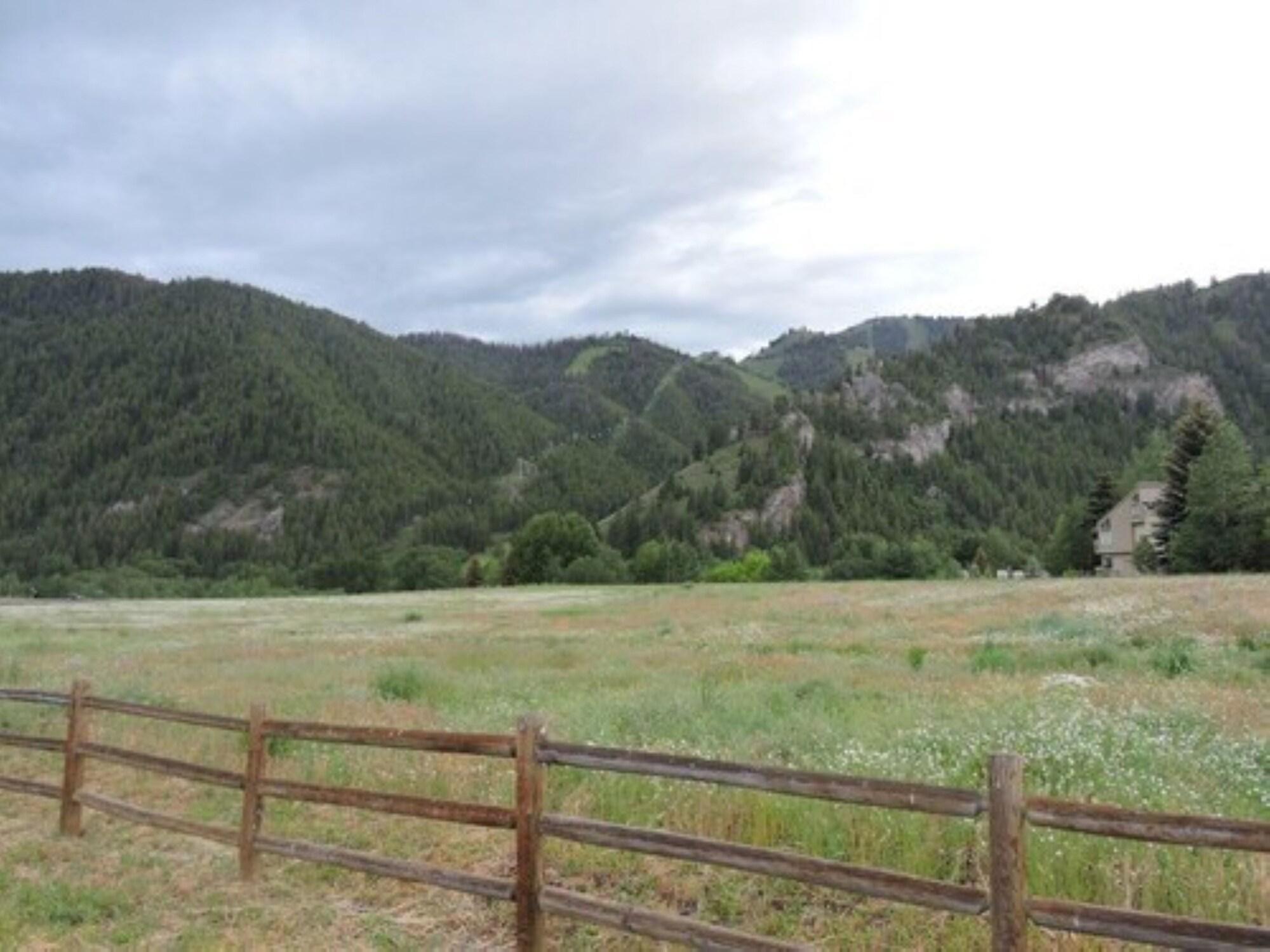 Best Western Tyrolean Lodge Ketchum Exterior photo